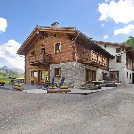 Agriturismo Bosco D'oro 2 Daire Livigno